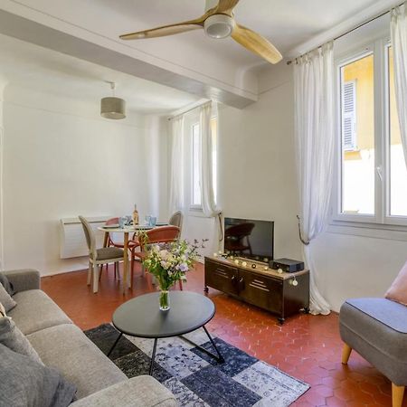 Typique - 2 Bedrooms,Typical Apartment-Old Town Nizza Kültér fotó