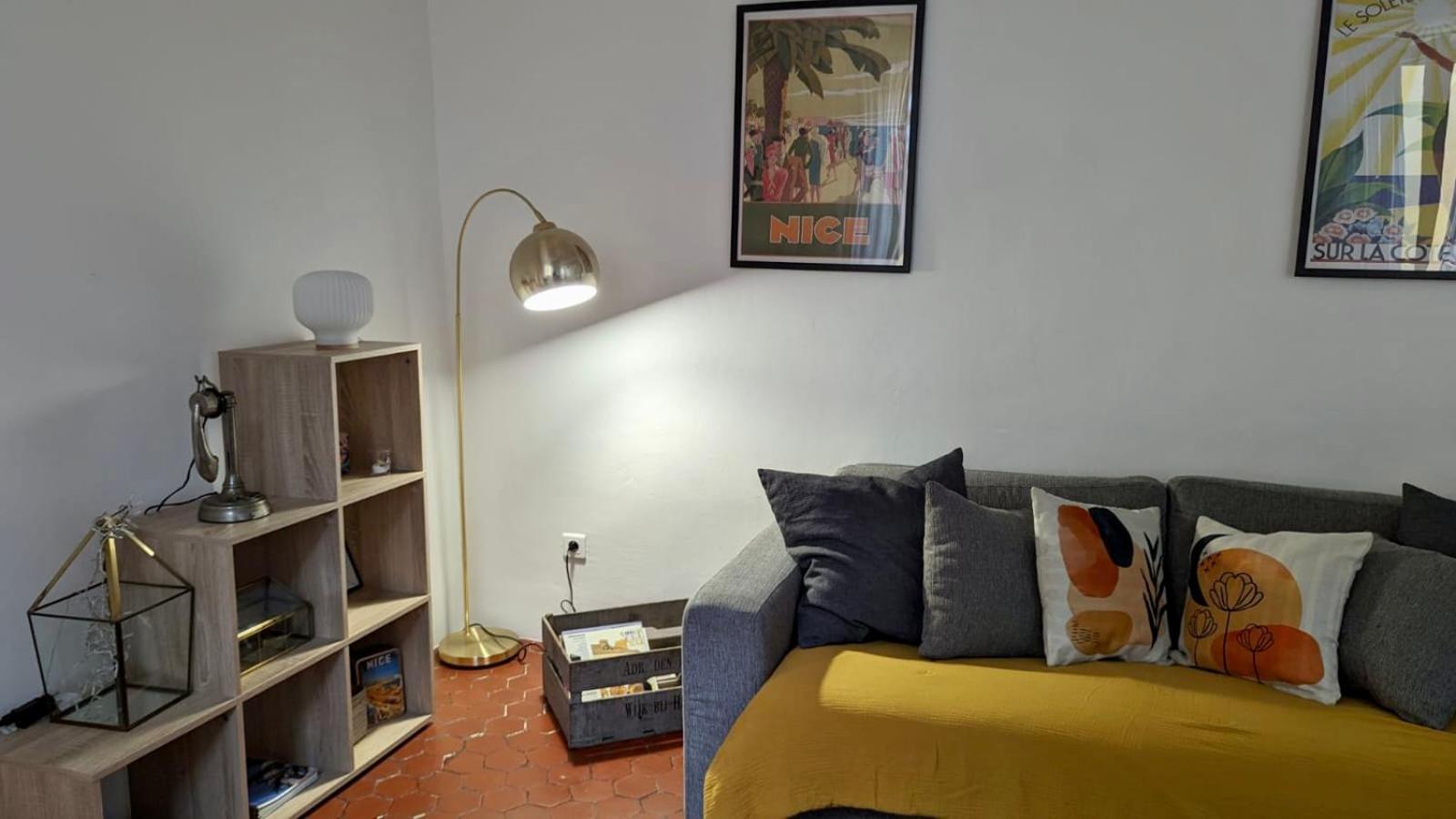 Typique - 2 Bedrooms,Typical Apartment-Old Town Nizza Kültér fotó