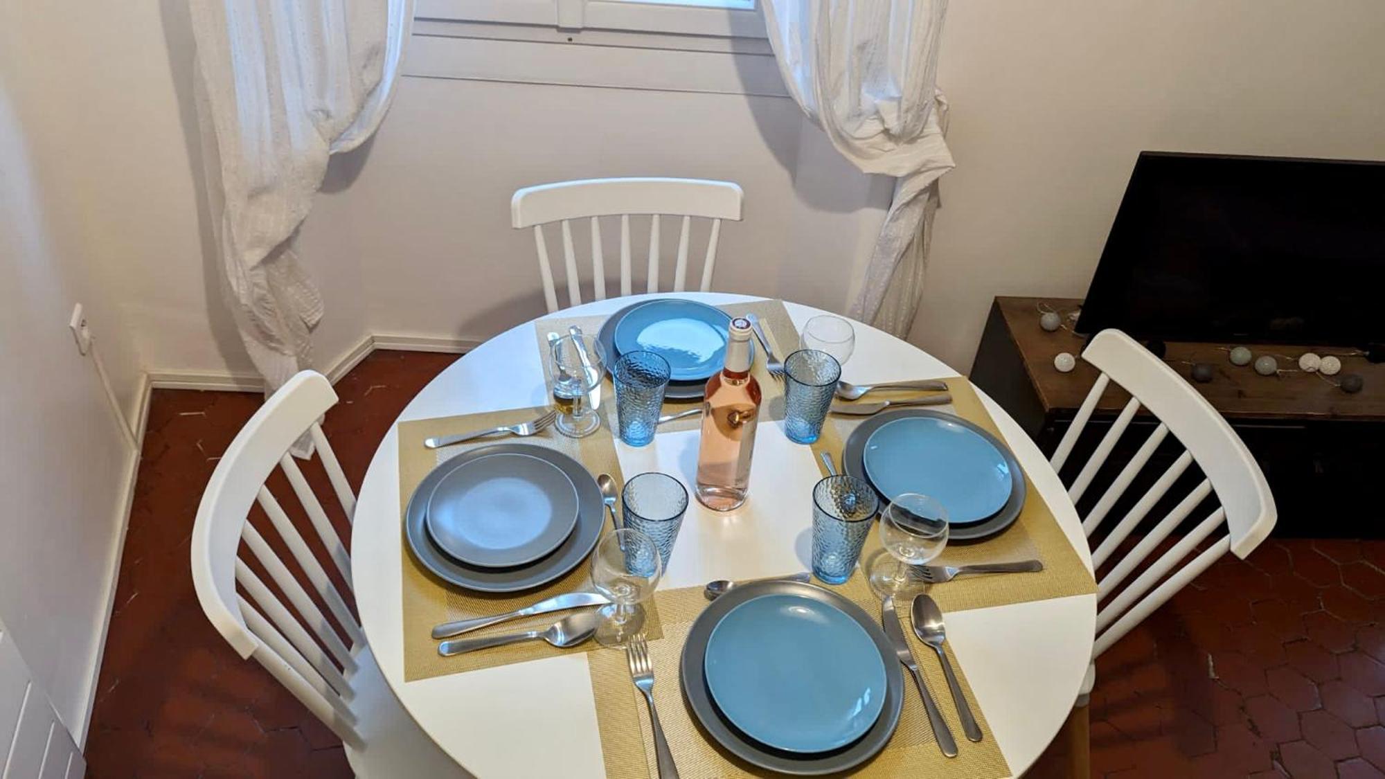 Typique - 2 Bedrooms,Typical Apartment-Old Town Nizza Kültér fotó