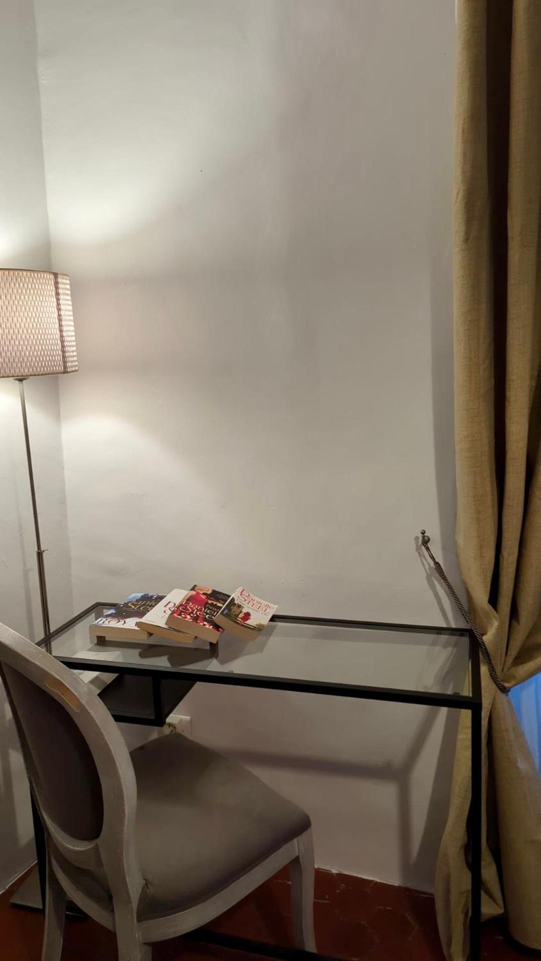Typique - 2 Bedrooms,Typical Apartment-Old Town Nizza Kültér fotó