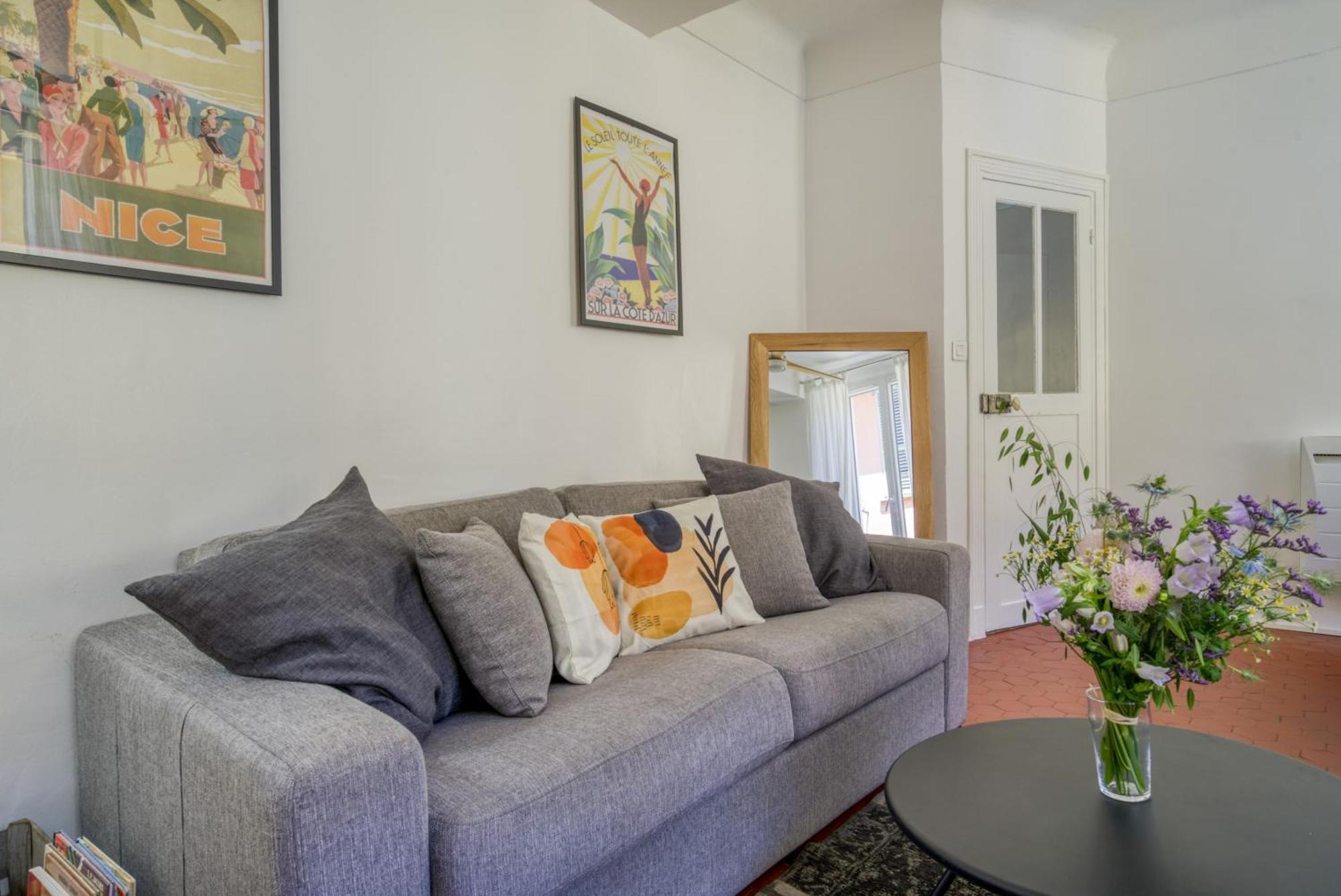 Typique - 2 Bedrooms,Typical Apartment-Old Town Nizza Kültér fotó